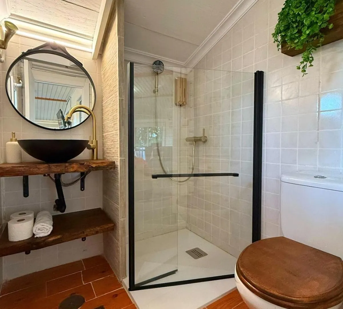 Luna House Sevilla Guillena 0*,  Spain